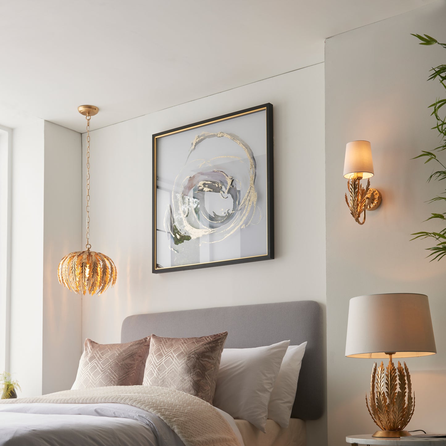 Delphine 1 Wall Light Gold Leaf – Gold