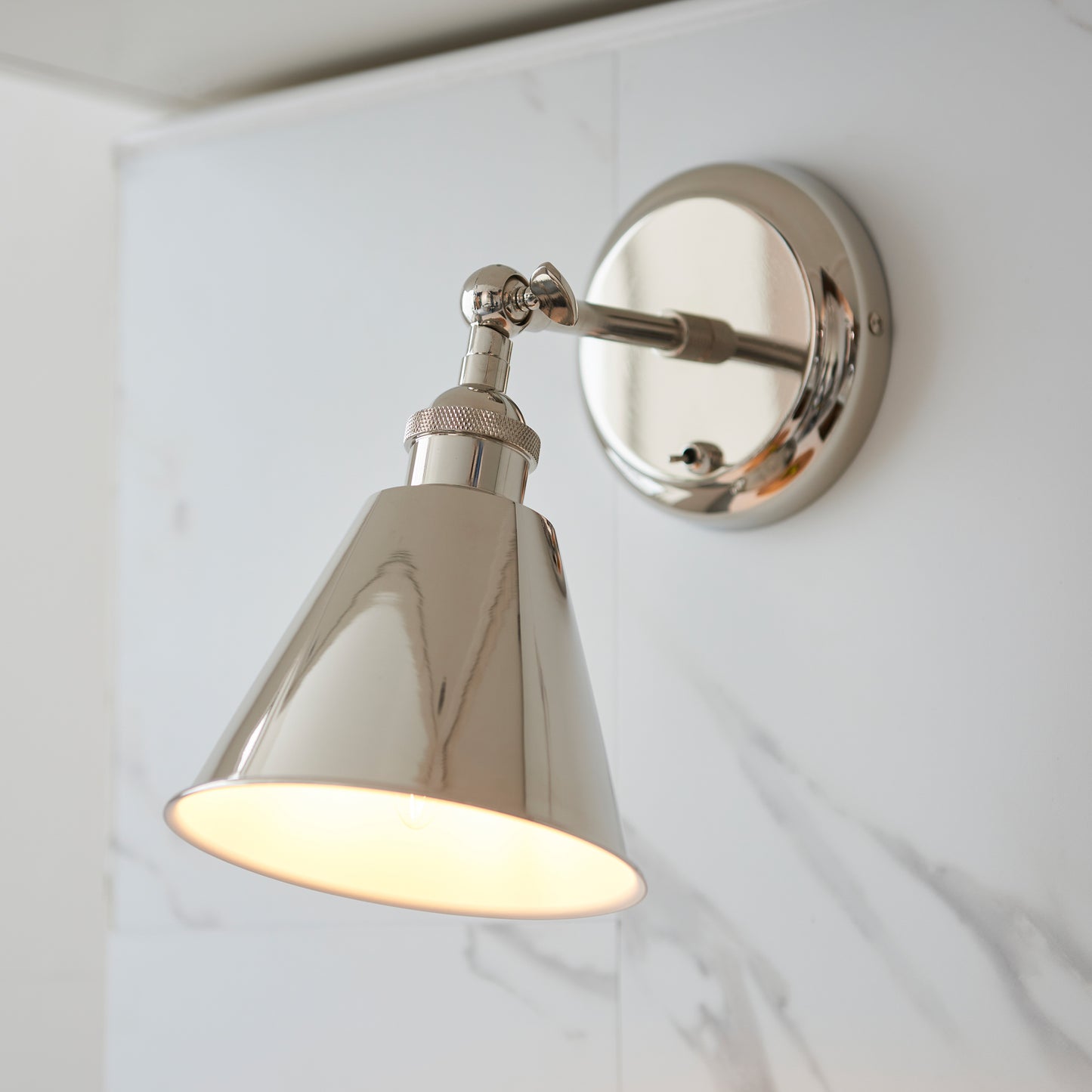 Hal 1 Wall Light Bright Nickel – Nickel