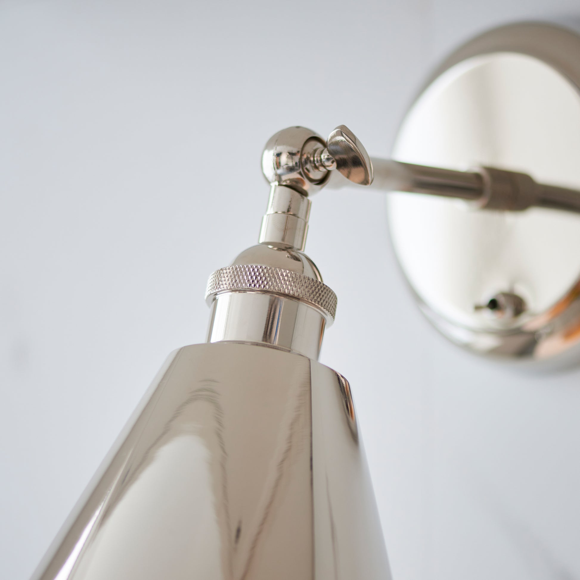 Hal 1 Wall Light Bright Nickel – Nickel