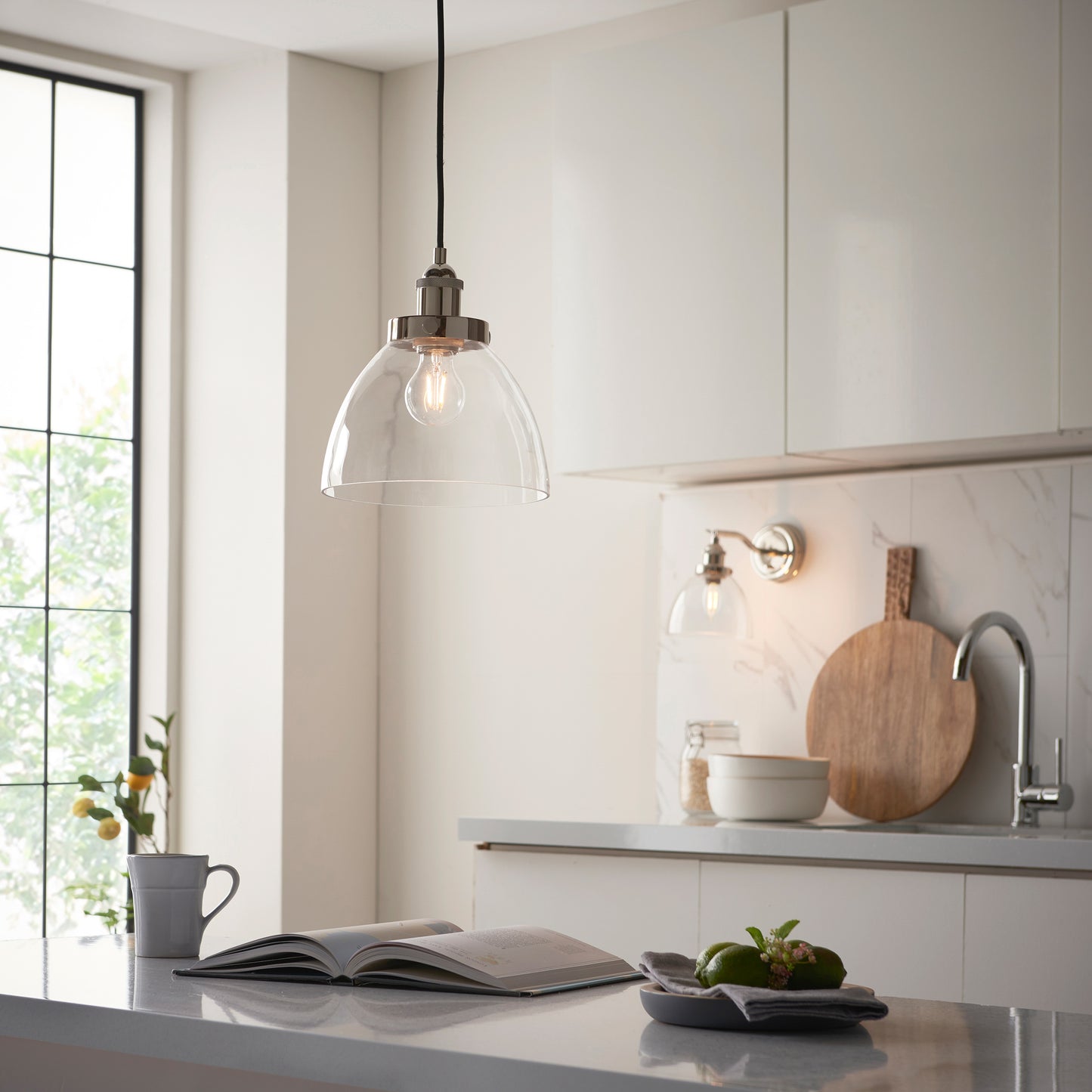 Hansen 1 Wall Light Bright Nickel – Nickel