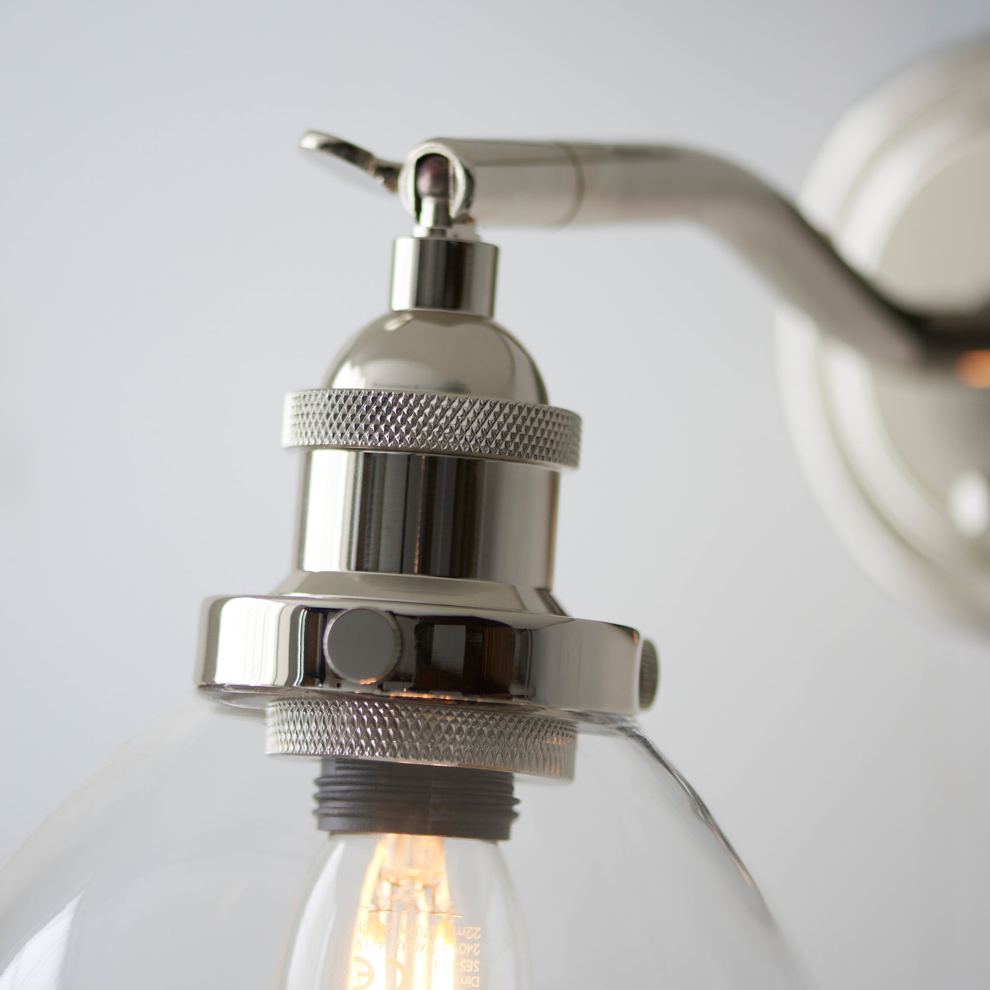 Hansen 1 Wall Light Bright Nickel – Nickel