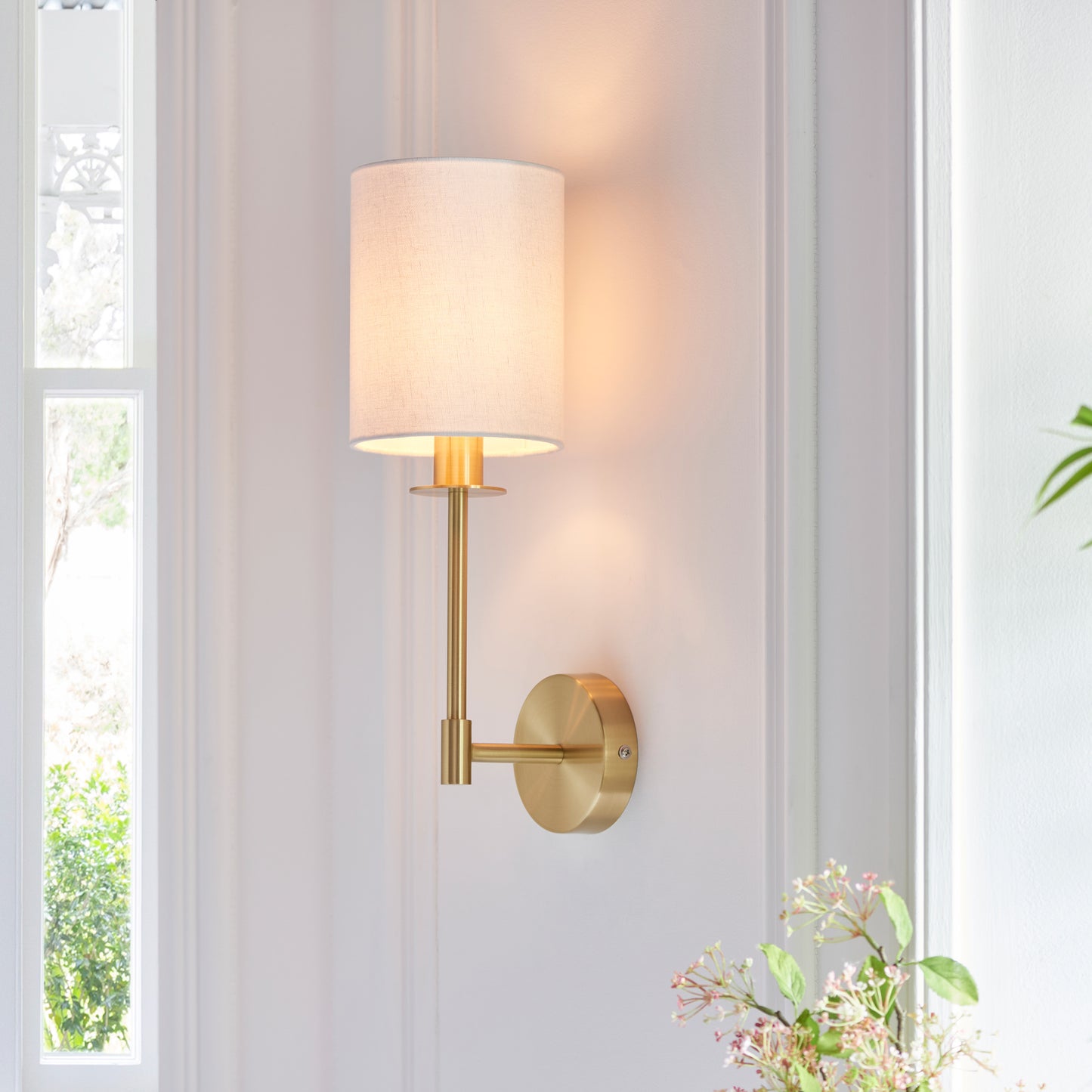 Sancerre 1 Wall Light Satin Brass – White