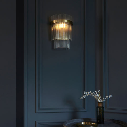 Marietta 1 Wall Light Antique Brass – Brass