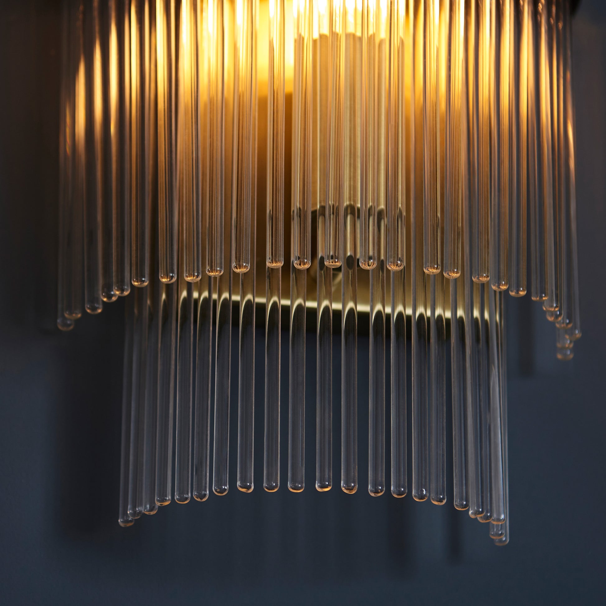 Marietta 1 Wall Light Antique Brass – Brass