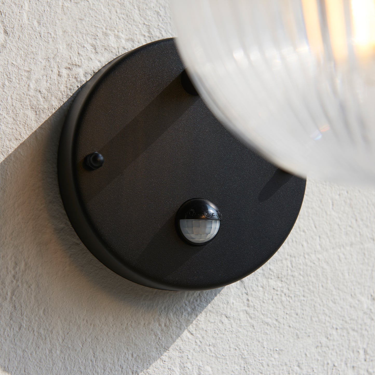 Eldon 1 Wall Light Black – Black