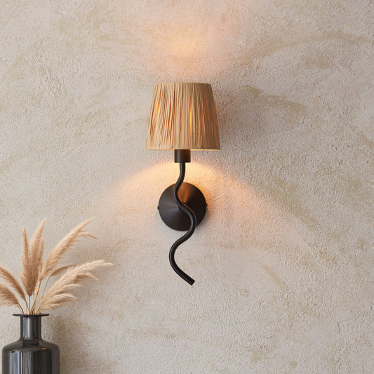 Wriggle 1 Wall Light Matt Black – Natural