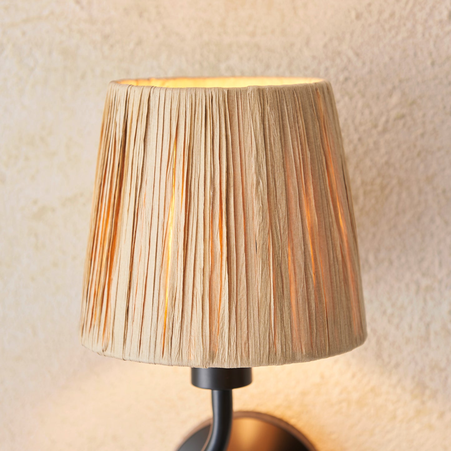 Wriggle 1 Wall Light Matt Black – Natural