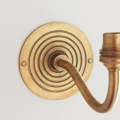 Ripple Curve Wall Light Antique Brass – Brass