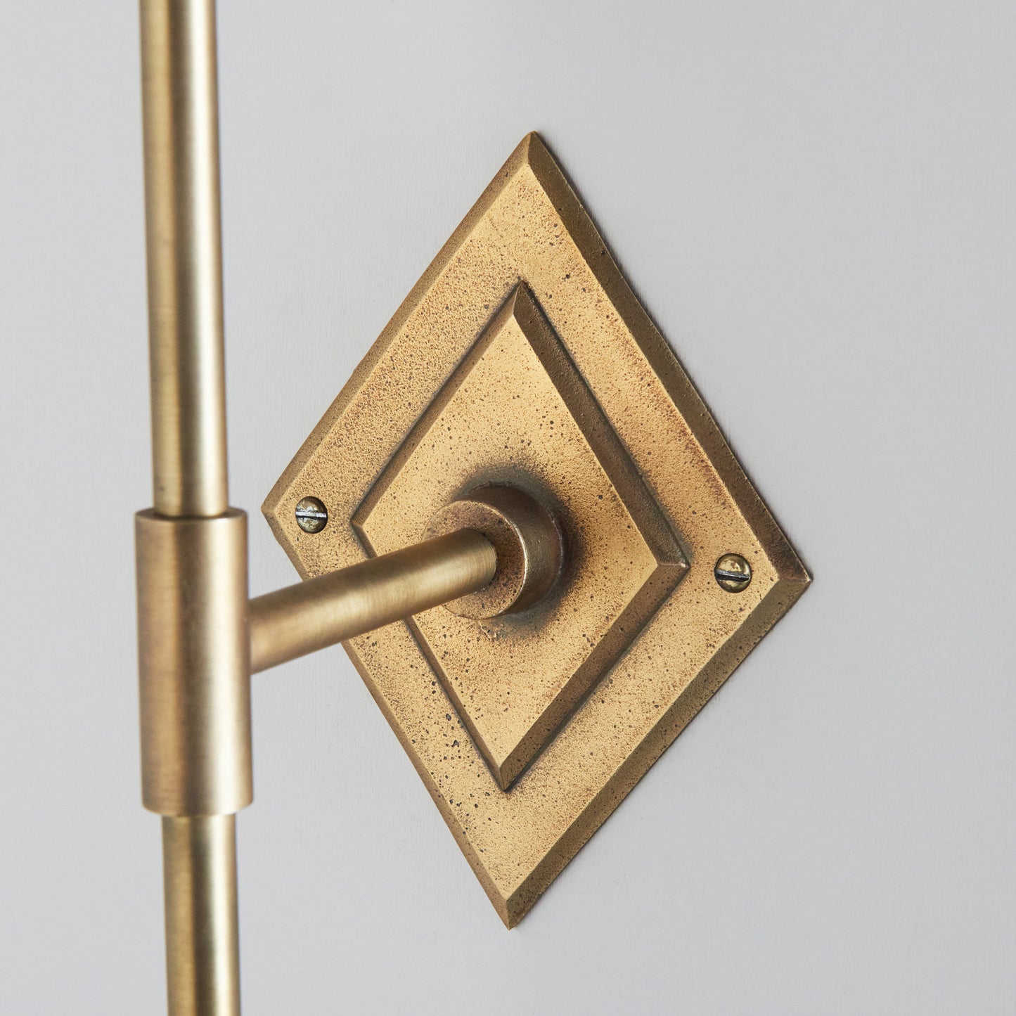 Diamond Tall Wall Light Antique Brass – Brass