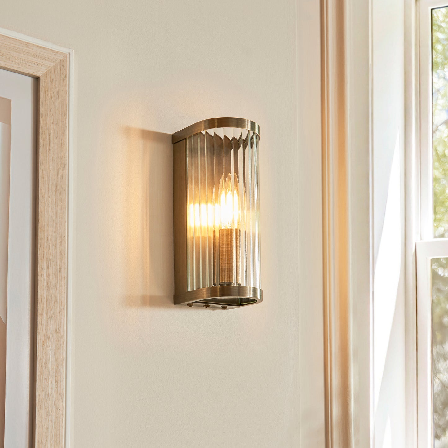 Ridgeton 1 Wall Light Antique Brass – Brass