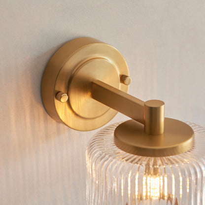 Stamford Wall Light Brushed Aged Brass – Brass