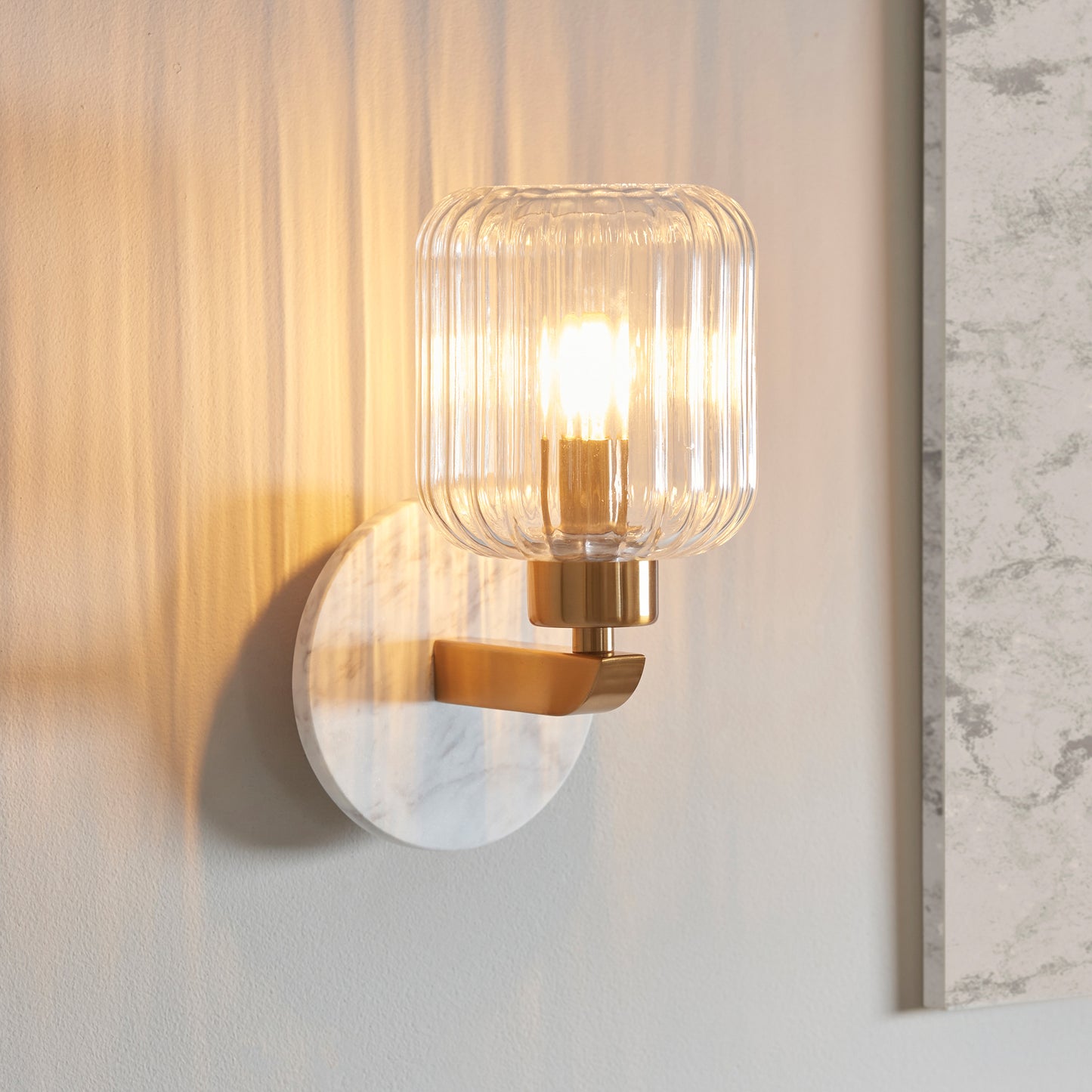 Travi Ribbed Wall Light White Volakas Marble – White