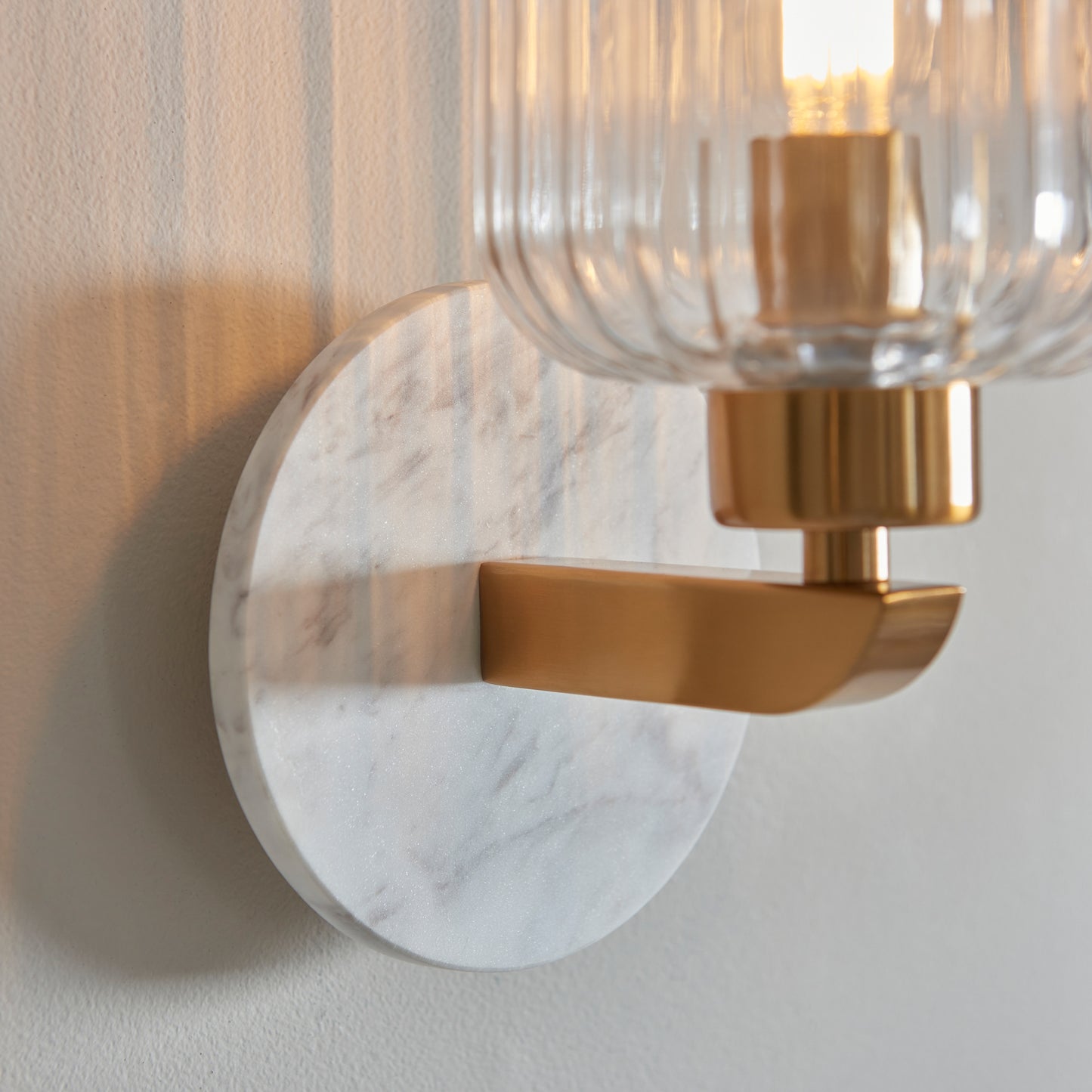 Travi Ribbed Wall Light White Volakas Marble – White