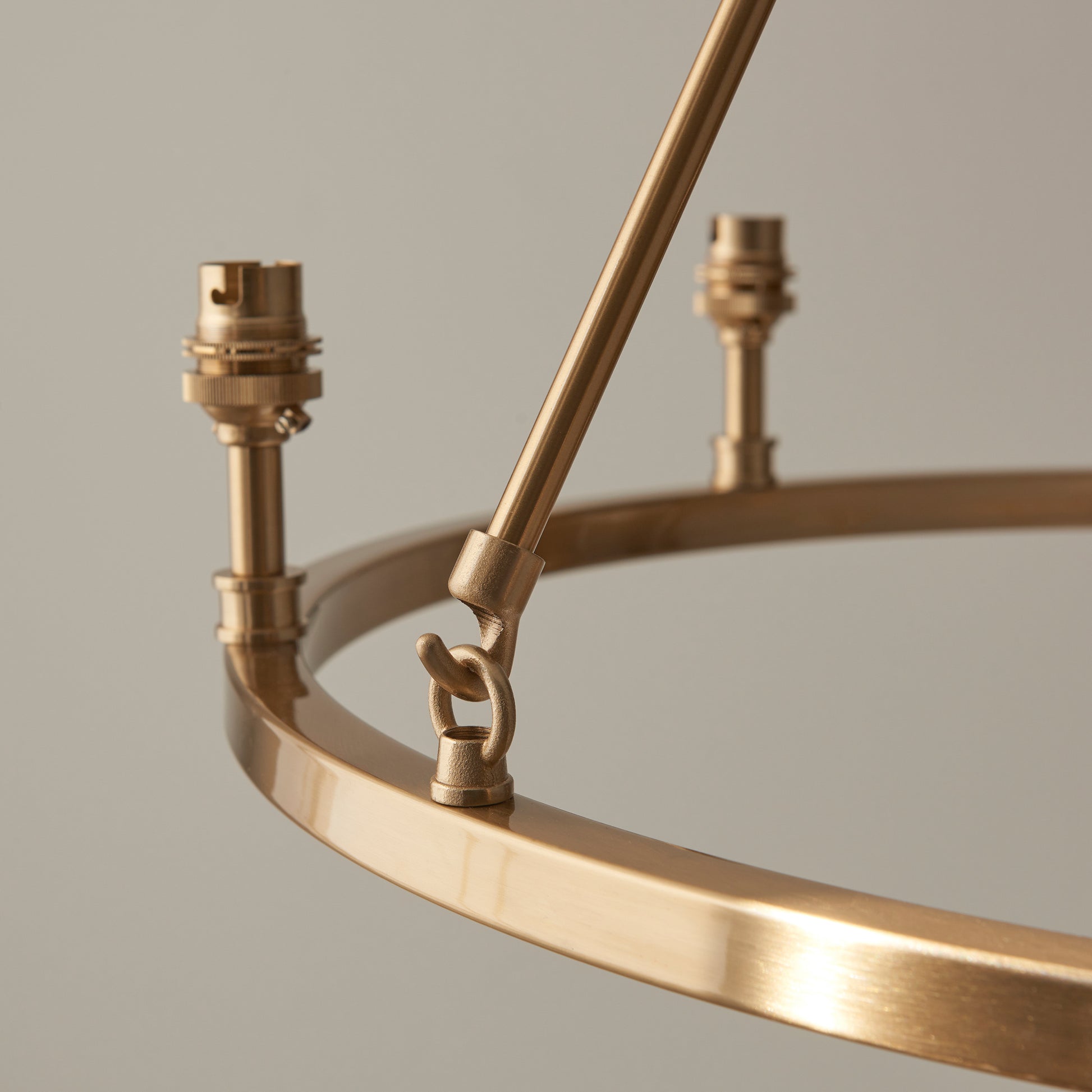 Chester 6 Pendant Light Fitting Aged Brass – Brass