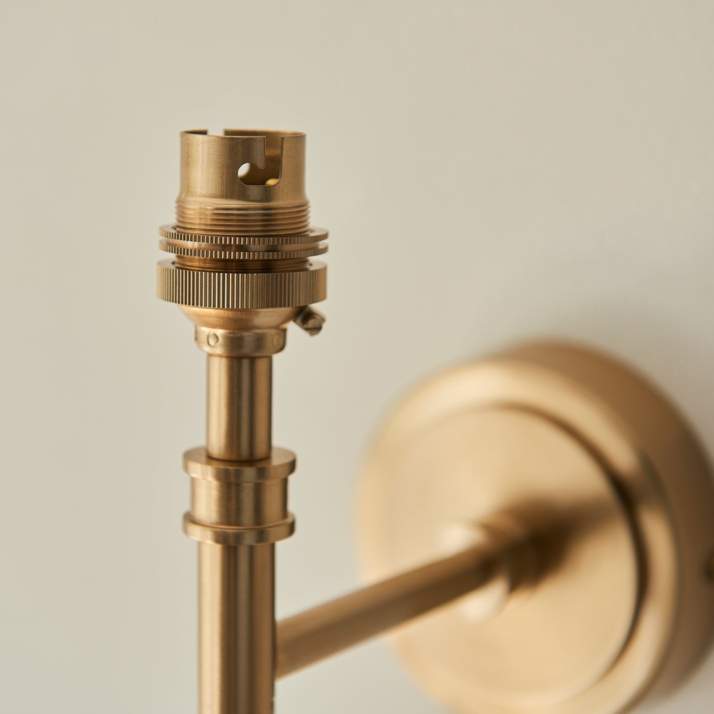 Chester 1 Wall Light Fitting Aged Brass – Brass