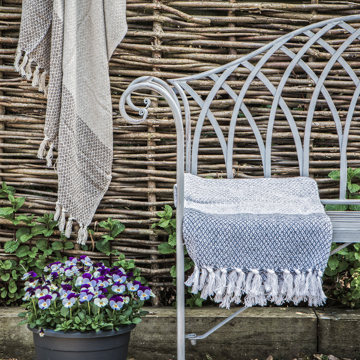 Duchess Outdoor Bench Estate – Grey