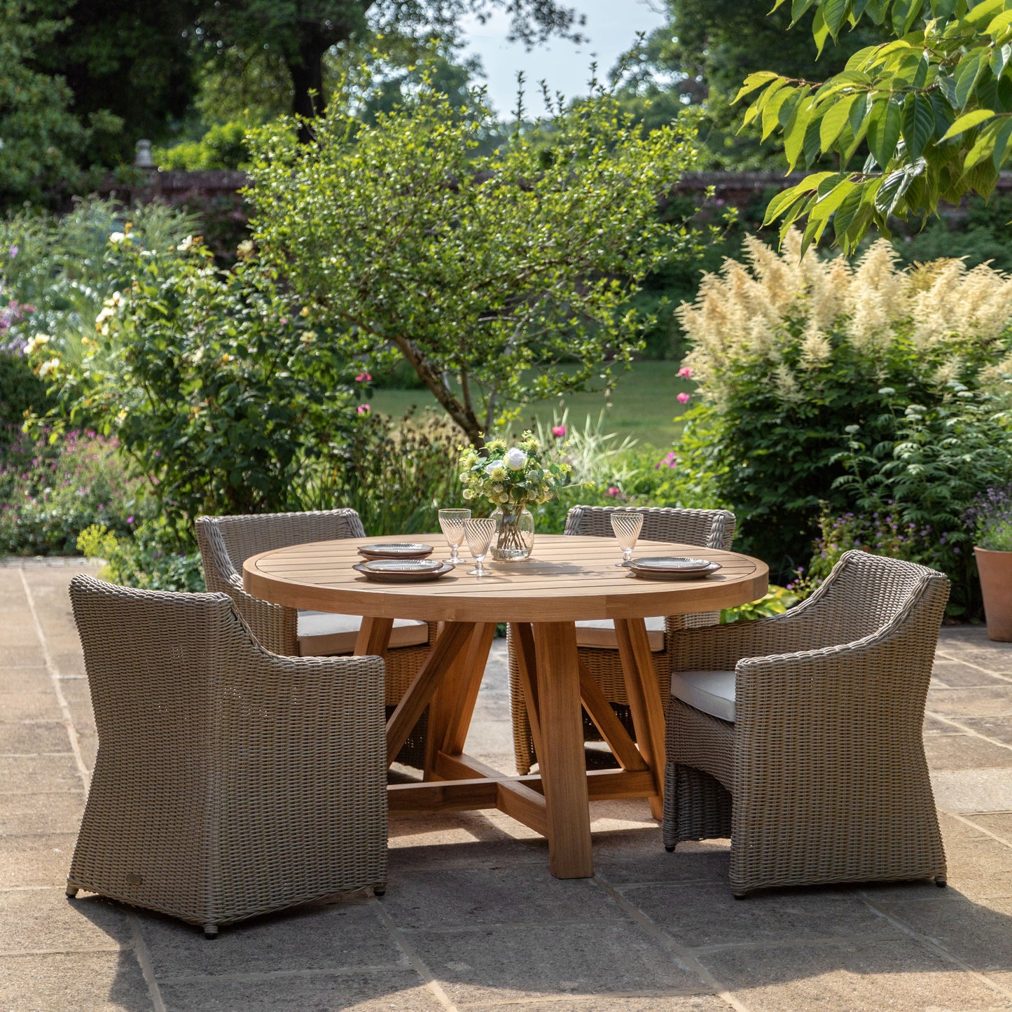 Chatsworth Round Dining Table 1500x1500x760mm – Natural