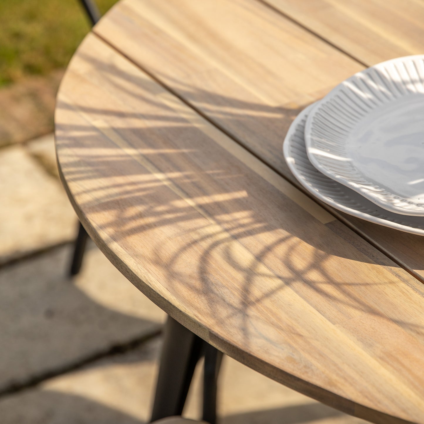 Ponza Round Dining Table